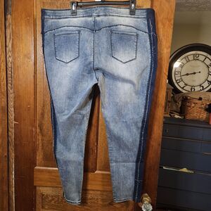 Coco + Carmen OMG Skinny Sculpting Dual Tone‎ Jeans Size XXL 20 NWT